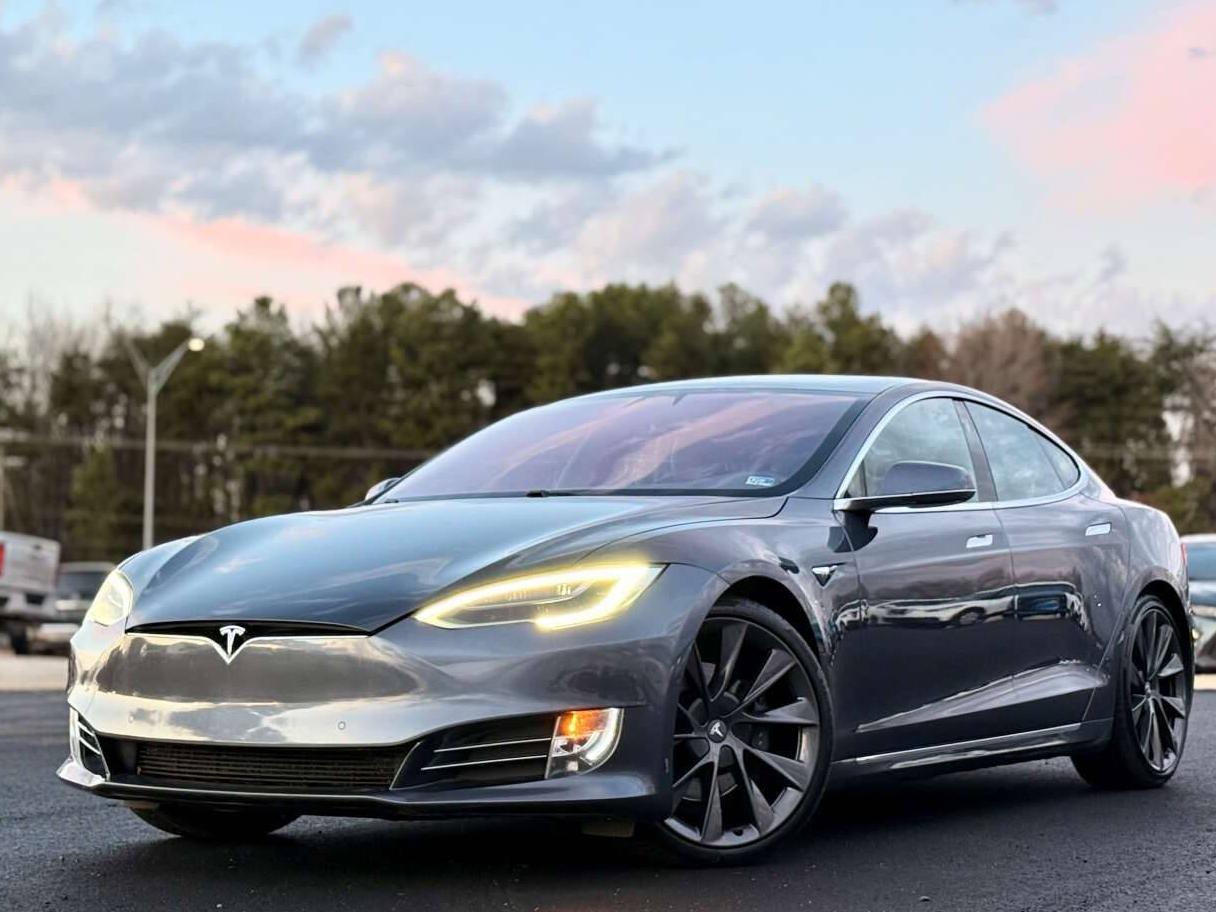 TESLA MODEL S 2020 5YJSA1E26LF391621 image